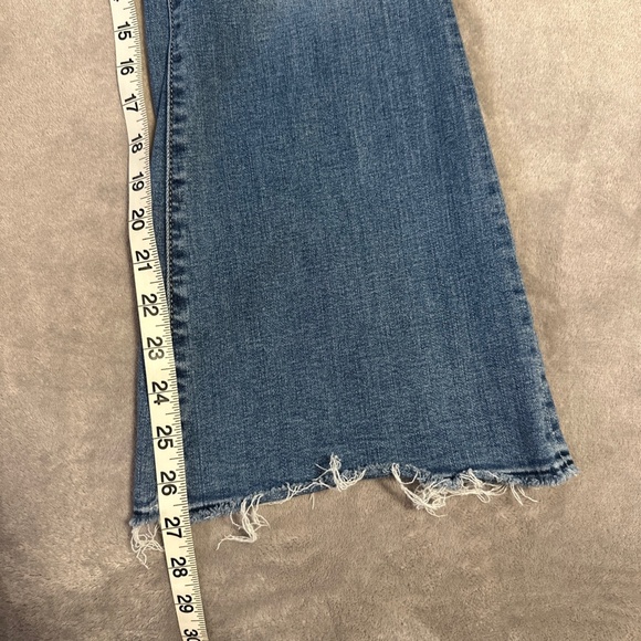 American Eagle Super Hi-Rise Flare Jeans Sz 8 Short Distressed Blue Boho Hippie - Picture 2 of 11